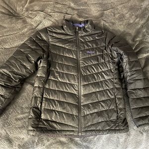Women’s XL black marmot puffer